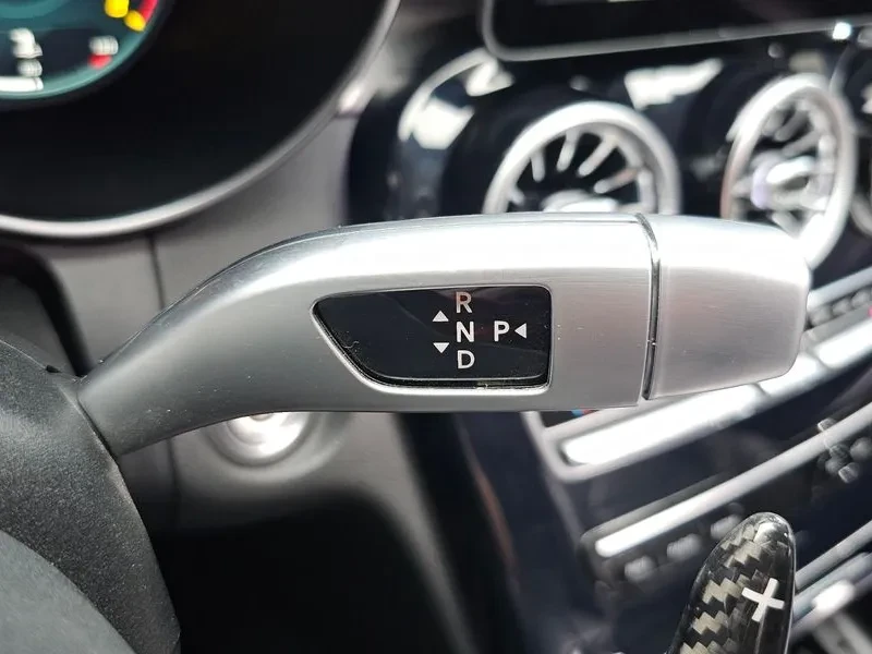 Mercedes-Benz C 200 AVANTGARDE, снимка 9 - Автомобили и джипове - 55842075