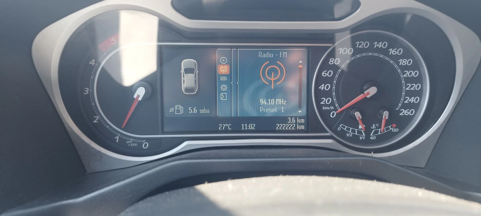 Ford Mondeo 1.8TDCI - изображение 6