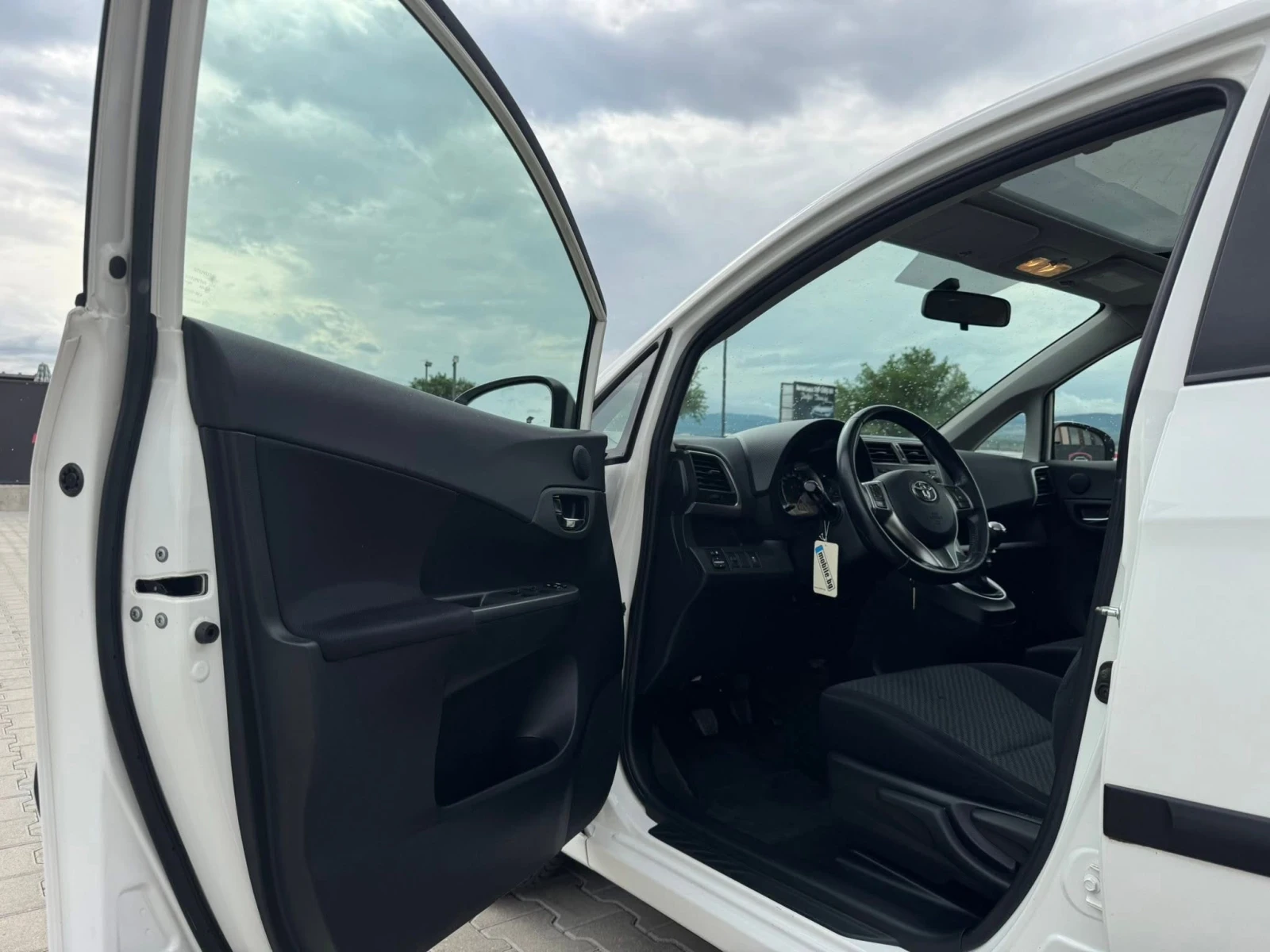 Toyota Verso S 1.4D4D CAMERA NAVI FULL - изображение 9