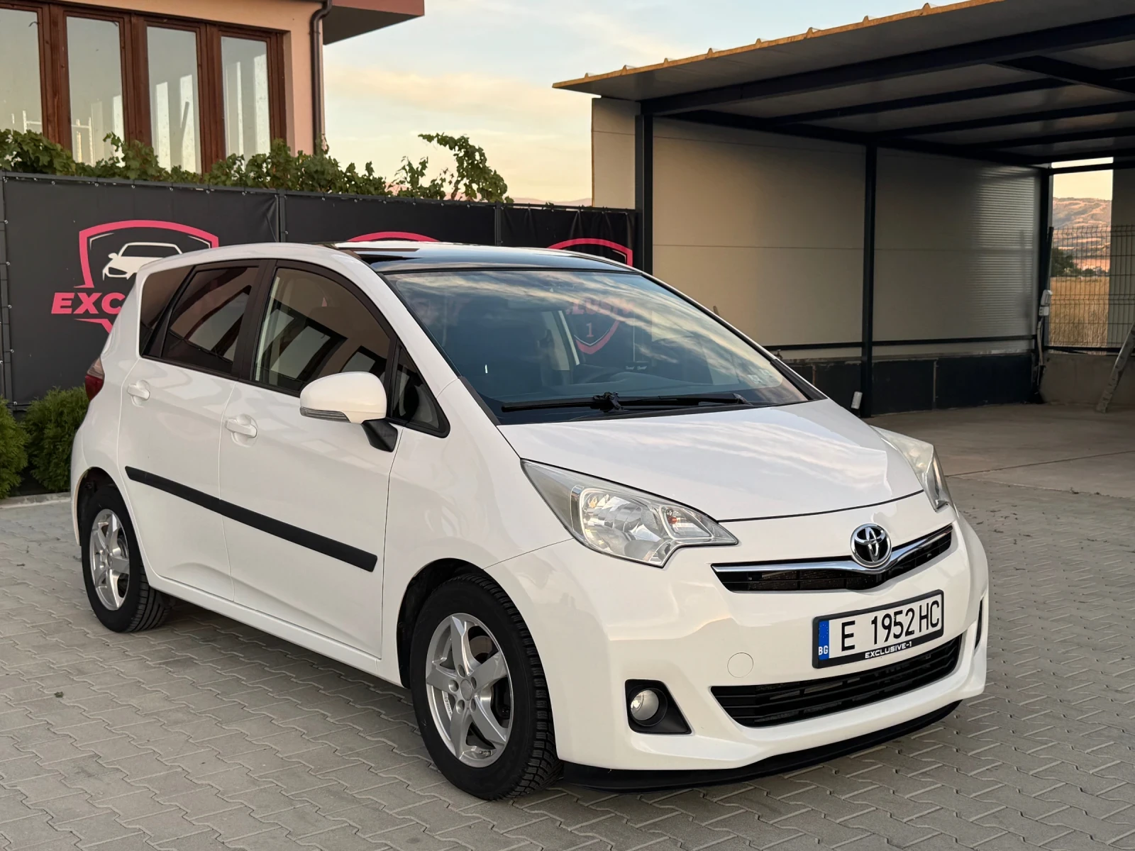 Toyota Verso S 1.4D4D CAMERA NAVI FULL, снимка 7 - Автомобили и джипове - 56124923