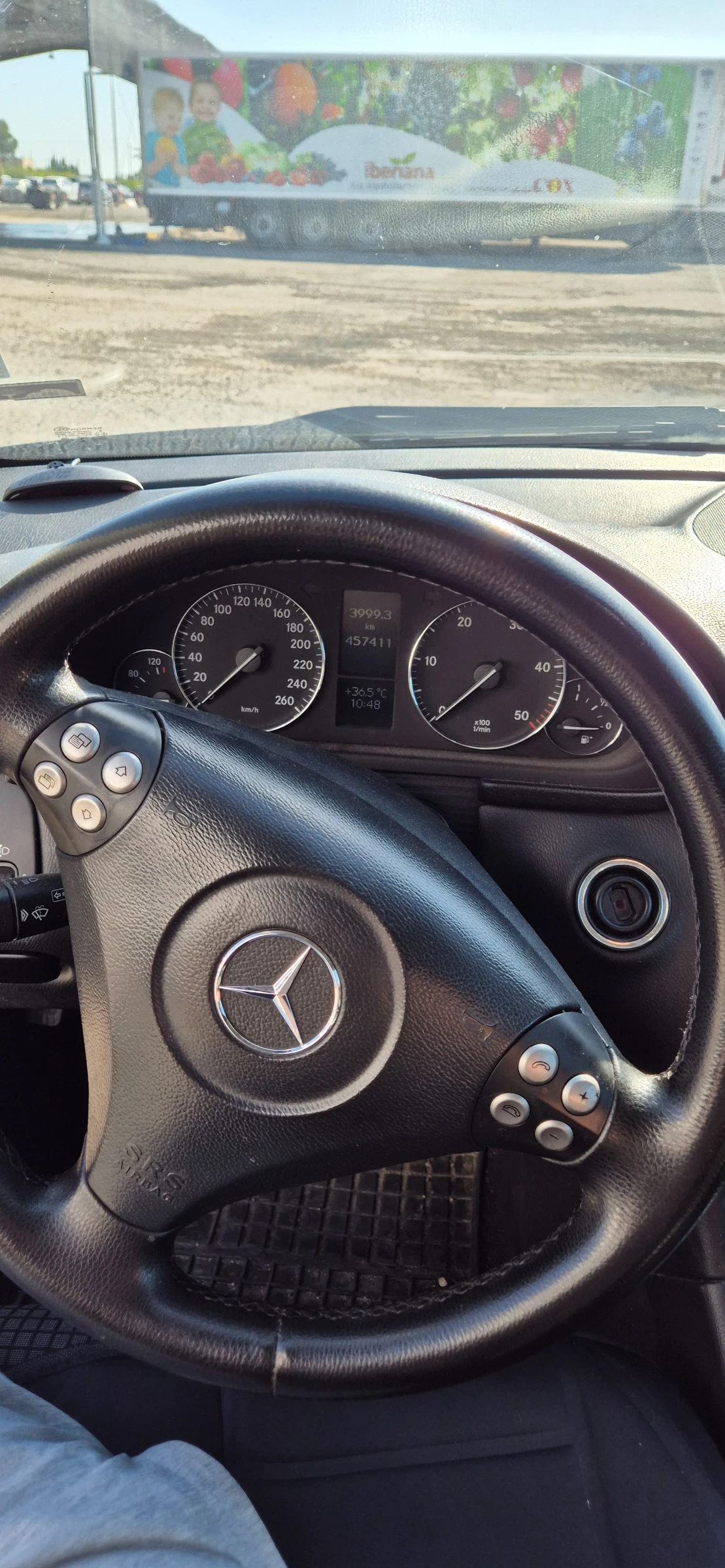 Mercedes-Benz C 200  - изображение 4