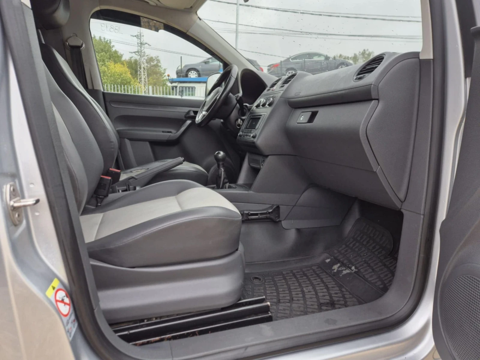 VW Caddy 1.6 TDI BMT | Mobile.bg   11