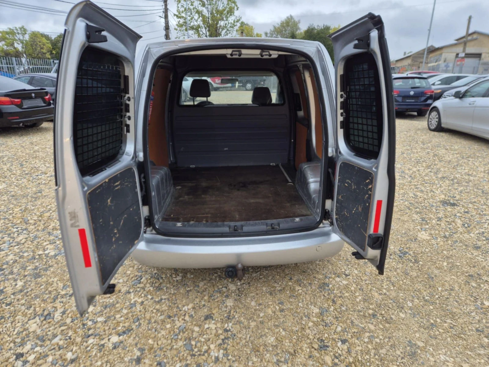 VW Caddy 1.6 TDI BMT - изображение 7