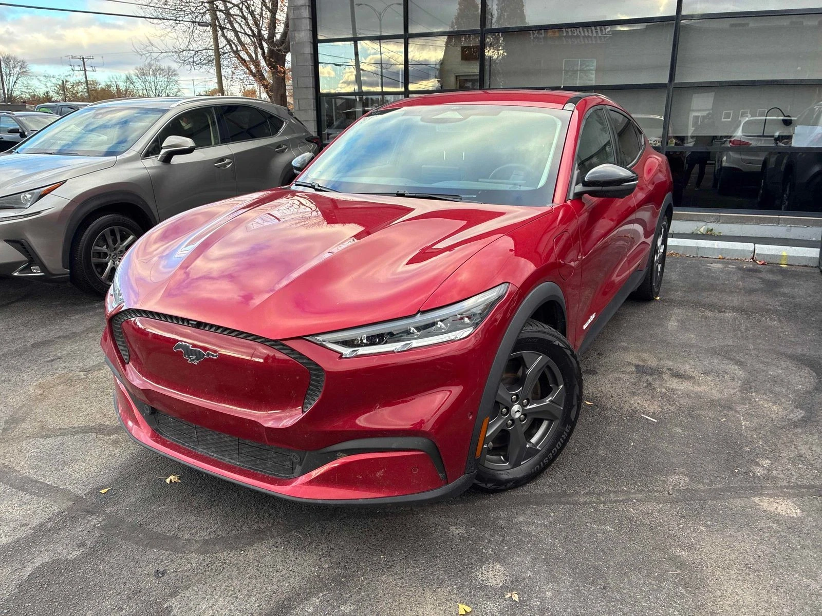 Ford Mustang Mach-E Select CARFAX АВТО КРЕДИТ  - изображение 2