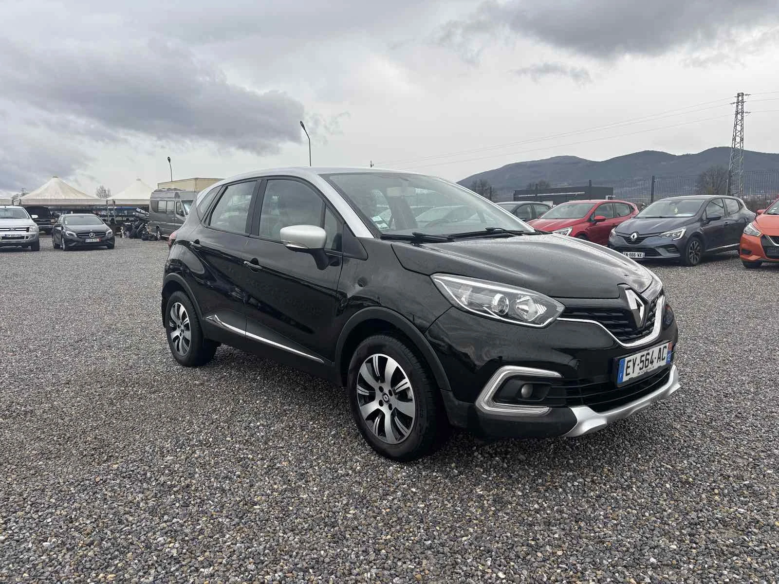 Renault Captur 1.5 , EURO 6, AUTOMATIC, Нов Внос France - изображение 2