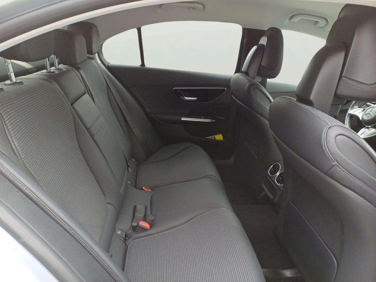 Mercedes-Benz C 300 2.0 i | Mobile.bg � ����������� 9