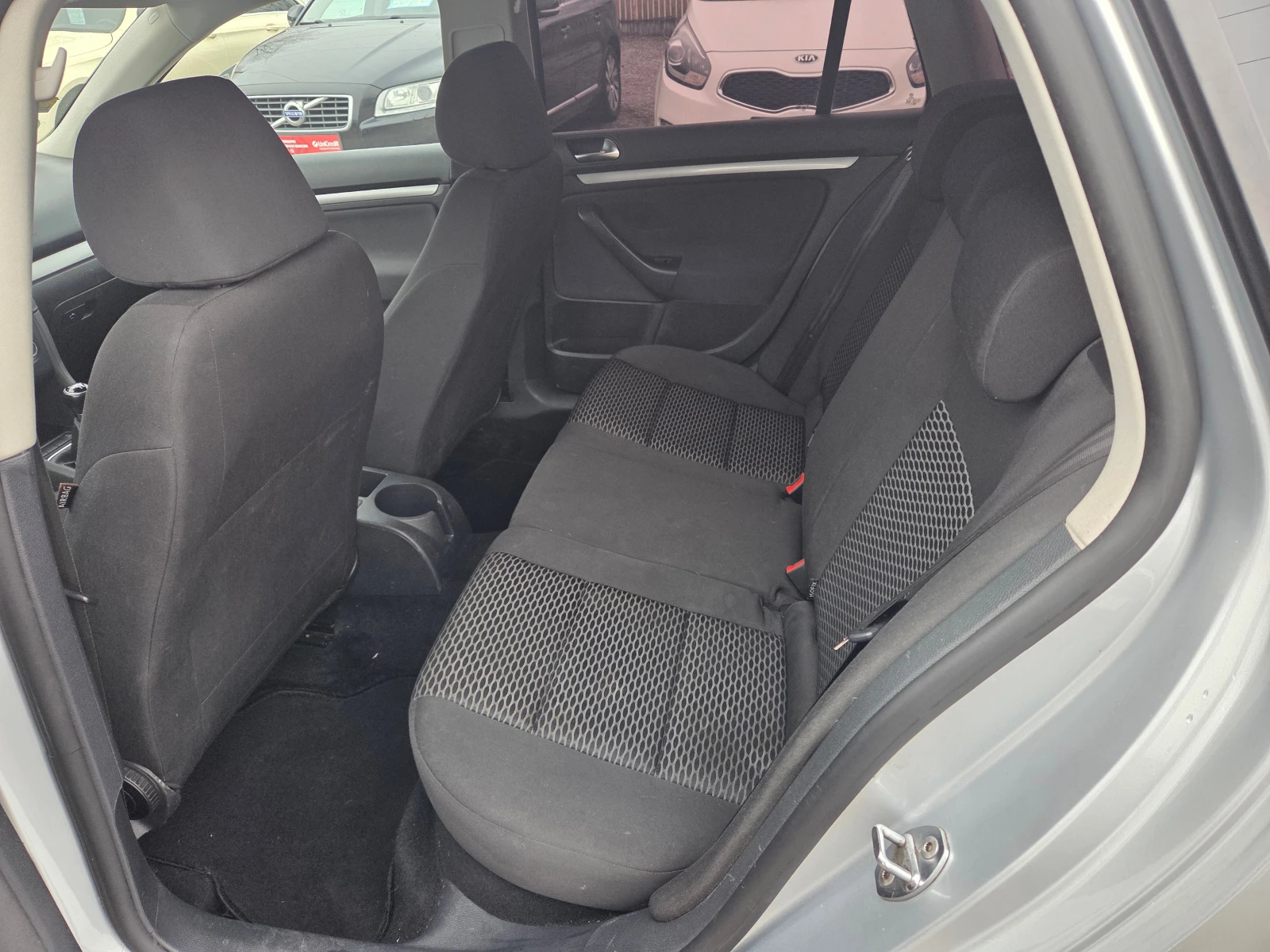 VW Golf 1.6TDI | Mobile.bg � ����������� 8