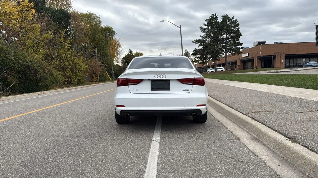 Audi A3 QUATTRO* KOMFORT* KEYLESS АвтоКредит(ЦЕНА ДО БГ) - изображение 3