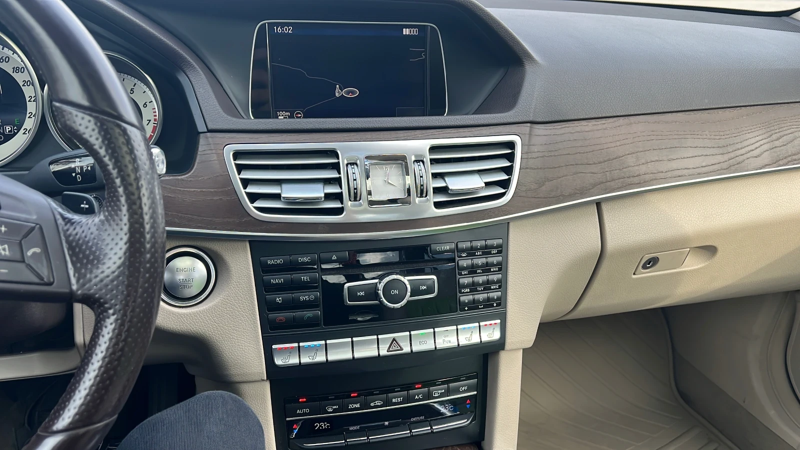 Mercedes-Benz E 300, снимка 6 - Автомобили и джипове - 53799015