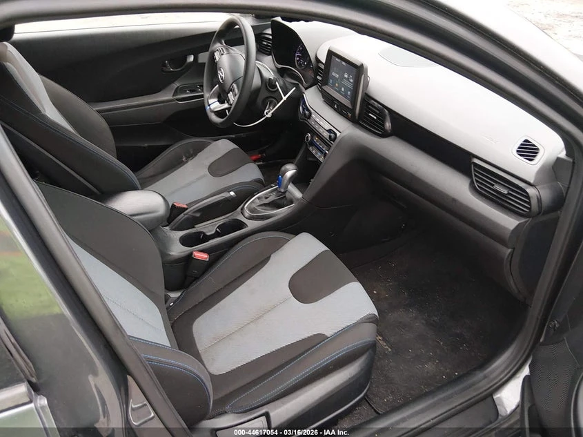 Hyundai Veloster  2.0l 2.0 | Mobile.bg � ����������� 5