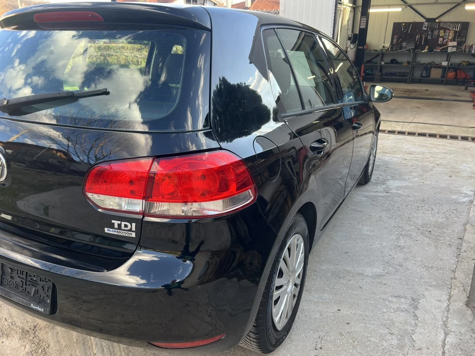 VW Golf 1.6TDI* 105kc, снимка 11 - Автомобили и джипове - 54595991