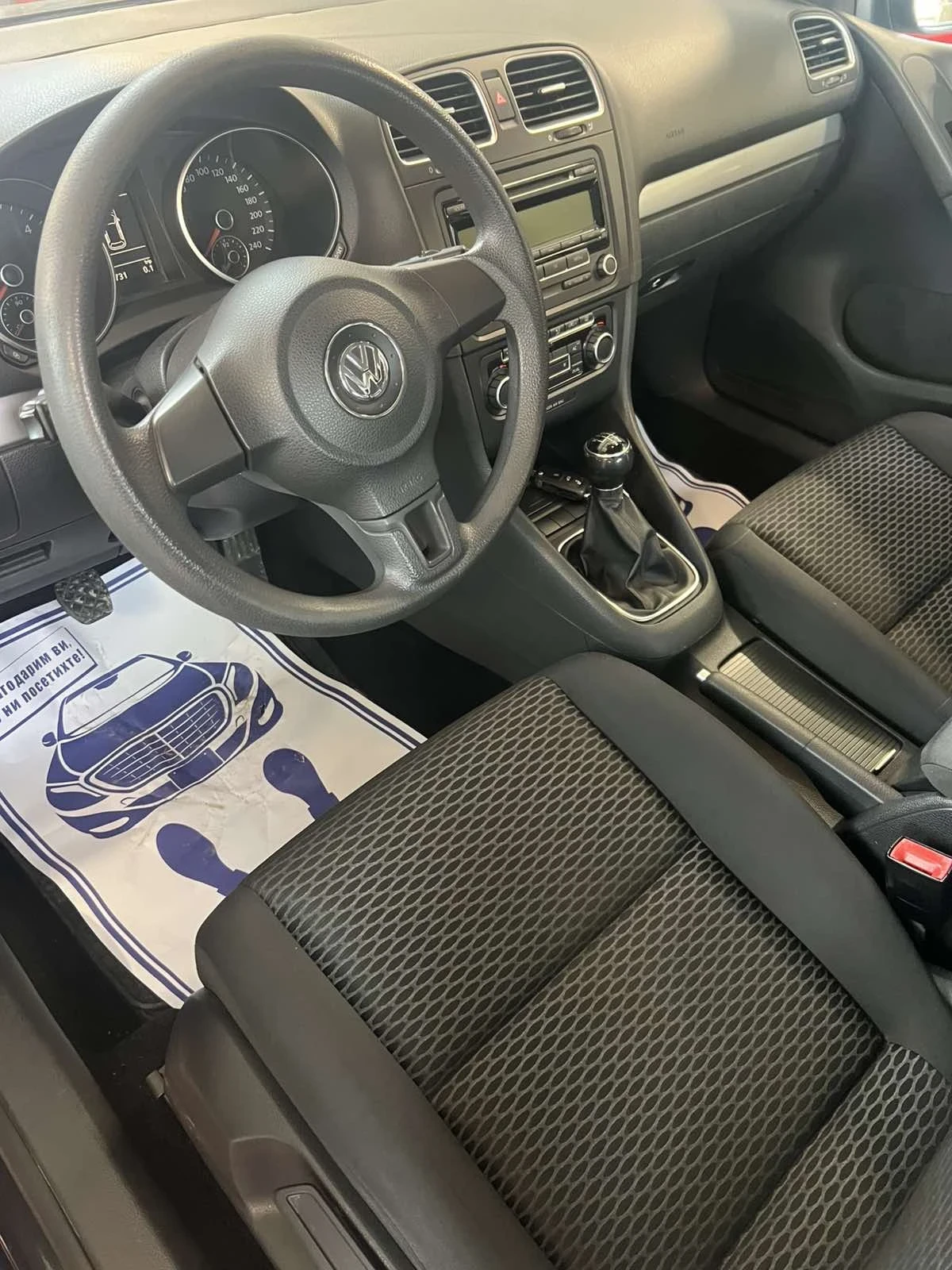 VW Golf 1.6TDI* 105kc, снимка 15 - Автомобили и джипове - 54595991