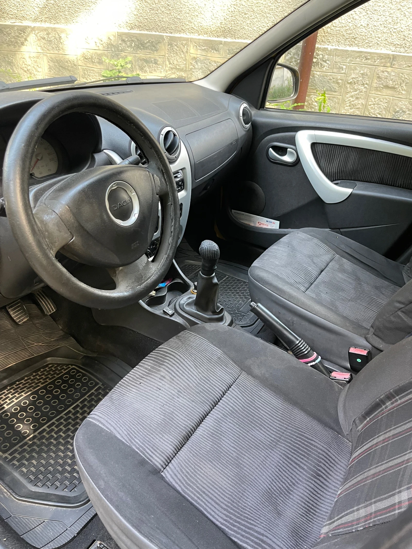 Dacia Logan ����� | Mobile.bg � ����������� 8