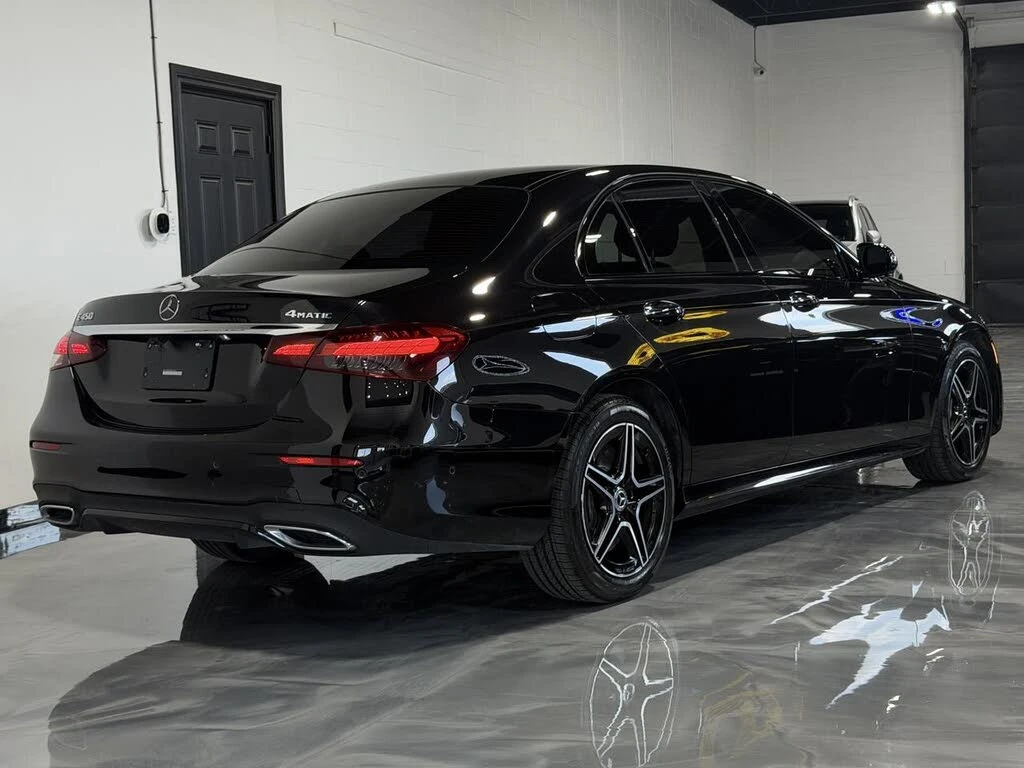 Mercedes-Benz E 450 4MATIC* AMG* BURMESTER* DISTRONIC* ПАНОРАМА* 360, снимка 3 - Автомобили и джипове - 55212256