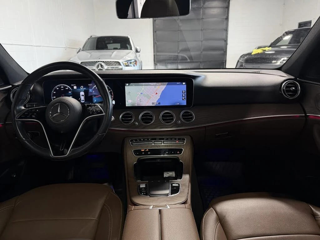 Mercedes-Benz E 450 4MATIC* AMG* BURMESTER* DISTRONIC* ПАНОРАМА* 360, снимка 10 - Автомобили и джипове - 55212256