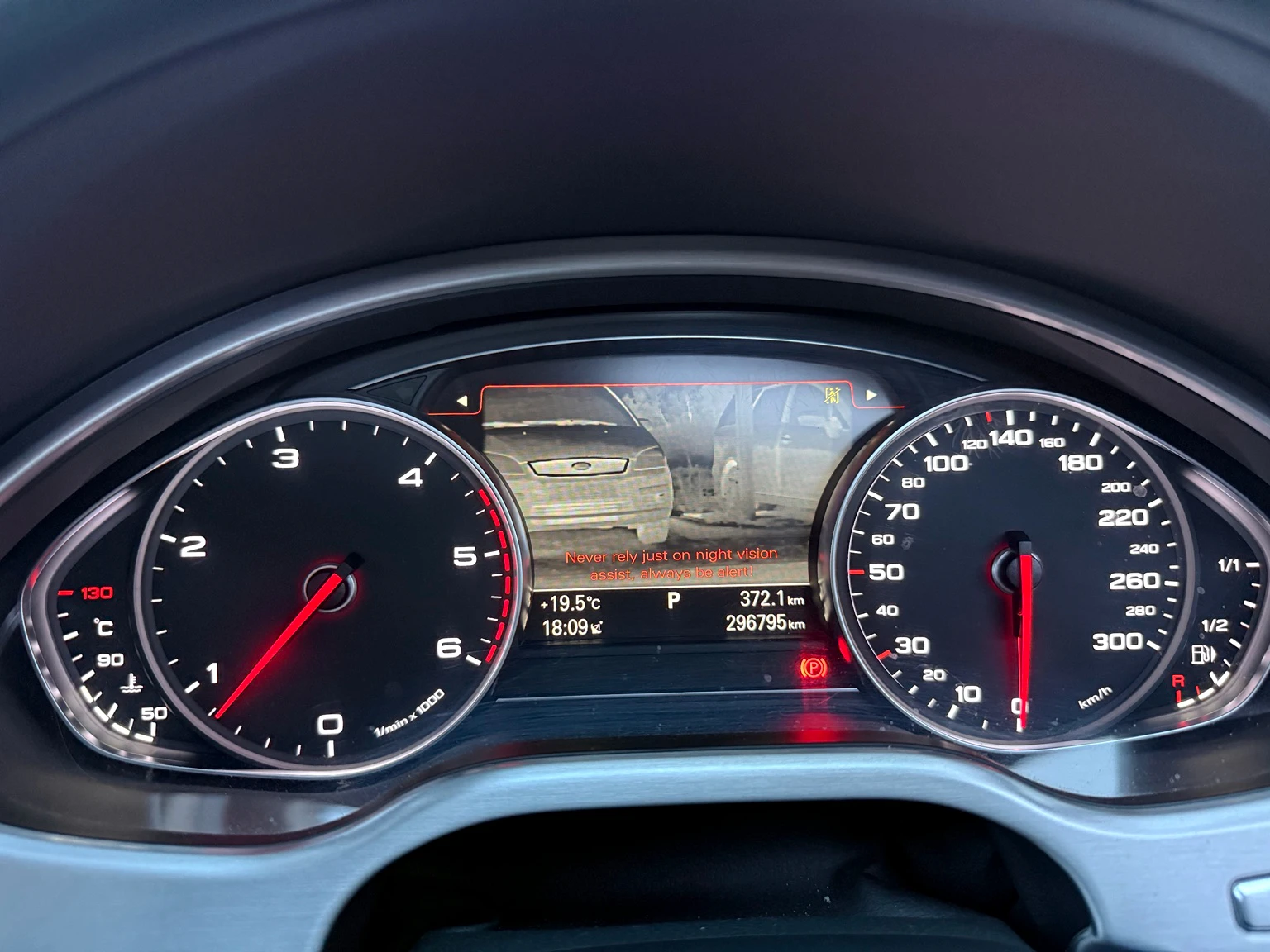 Audi A8 4.2 TDI/Night Vision/ACC/360/MATRIX/HEAD-UP | Mobile.bg � ����������� 12