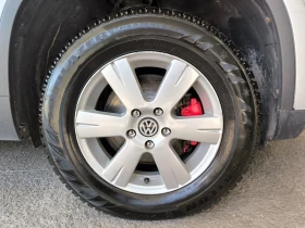 VW Tiguan 2, 0i-170k.c-4X4-6скор.HABИ, ПАНОРАМА, ХЕNON, ЕВРО, снимка 16