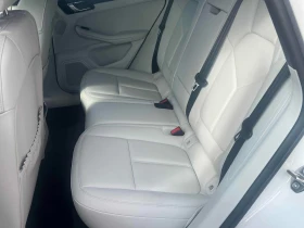 Обява за продажба на Porsche Macan * * CARFAX * * АВТО КРЕДИТ * *  ~88 999 лв. - изображение 9
