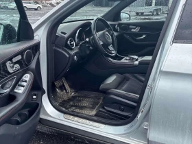 Mercedes-Benz GLC 43 AMG PANO * ПОДГРЕВИ * KEYLESS * NAVI * CARFAX - 21200 € / 41463.60 лв. - 23317234 5