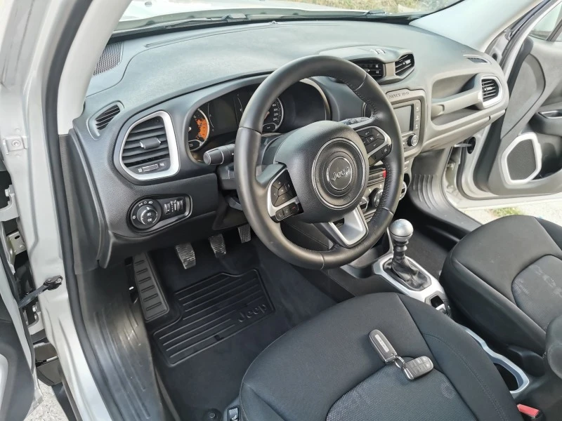 Jeep Renegade 1.6 M-JET, снимка 12 - Автомобили и джипове - 42692546