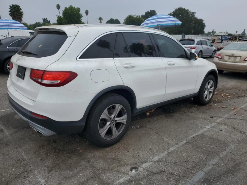 Mercedes-Benz GLC 300 2.0L 4 Rear-wheel drive, снимка 5 - Автомобили и джипове - 48114236