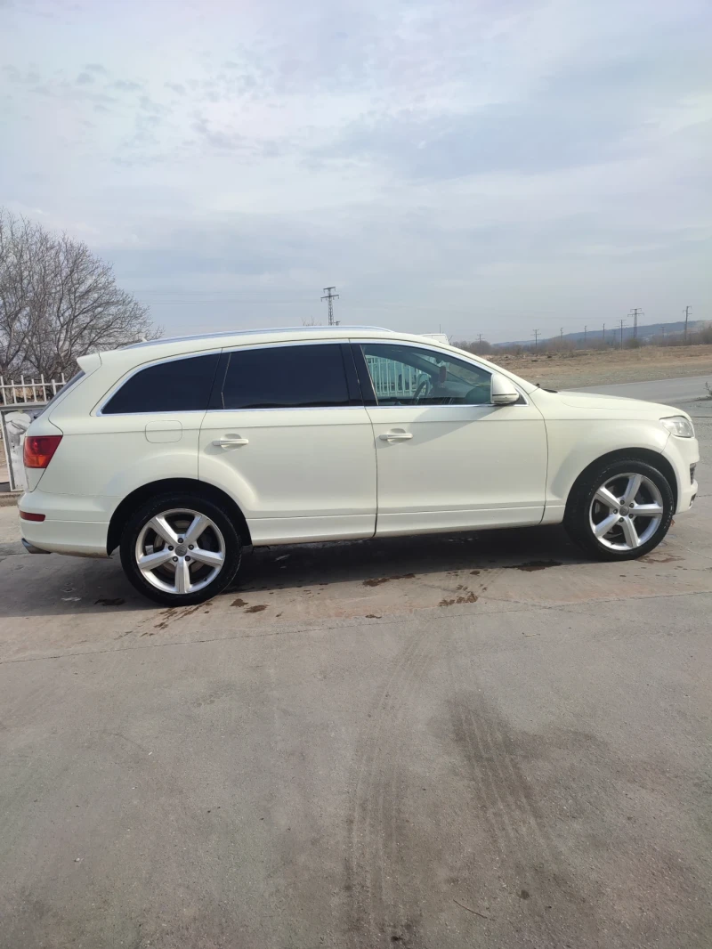 Audi Q7  S-LINE, снимка 1 - Автомобили и джипове - 49299556