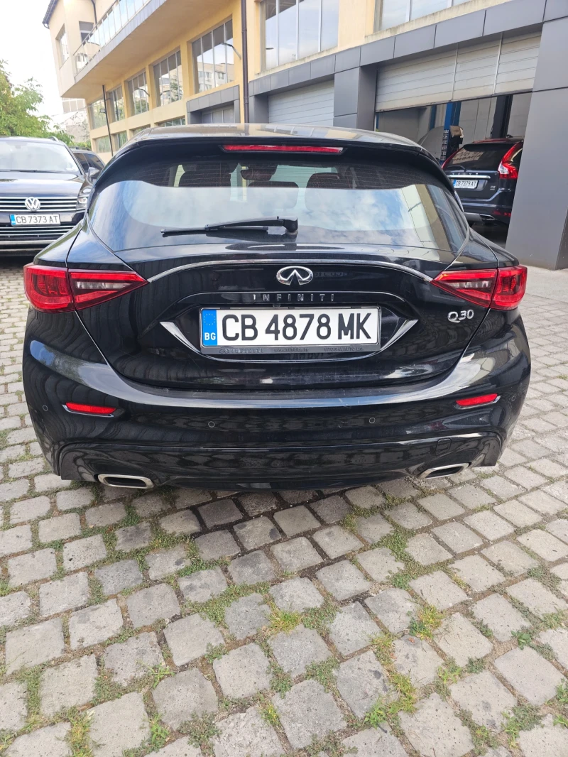 Infiniti Q30, снимка 4 - Автомобили и джипове - 52500152