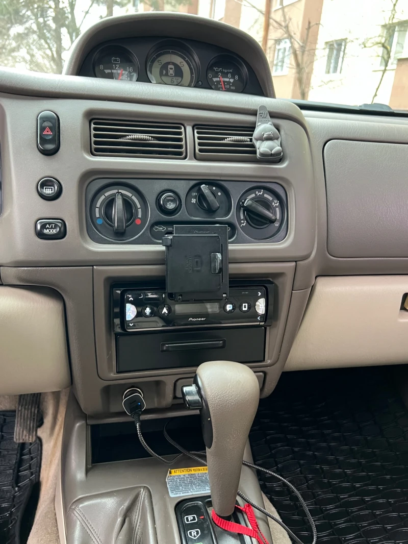 Mitsubishi Pajero sport, снимка 7 - Автомобили и джипове - 52751990