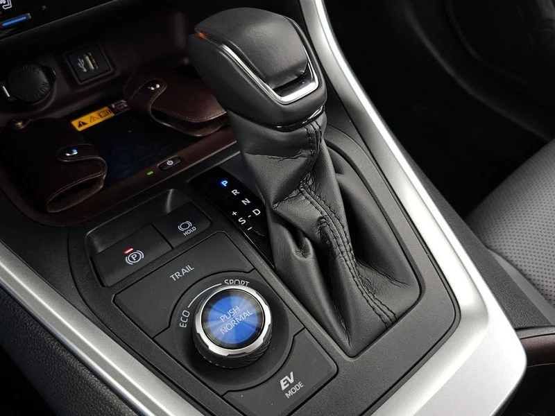 Toyota Rav4 2.5 Limited Hybrid AWD | Mobile.bg � ����������� 9