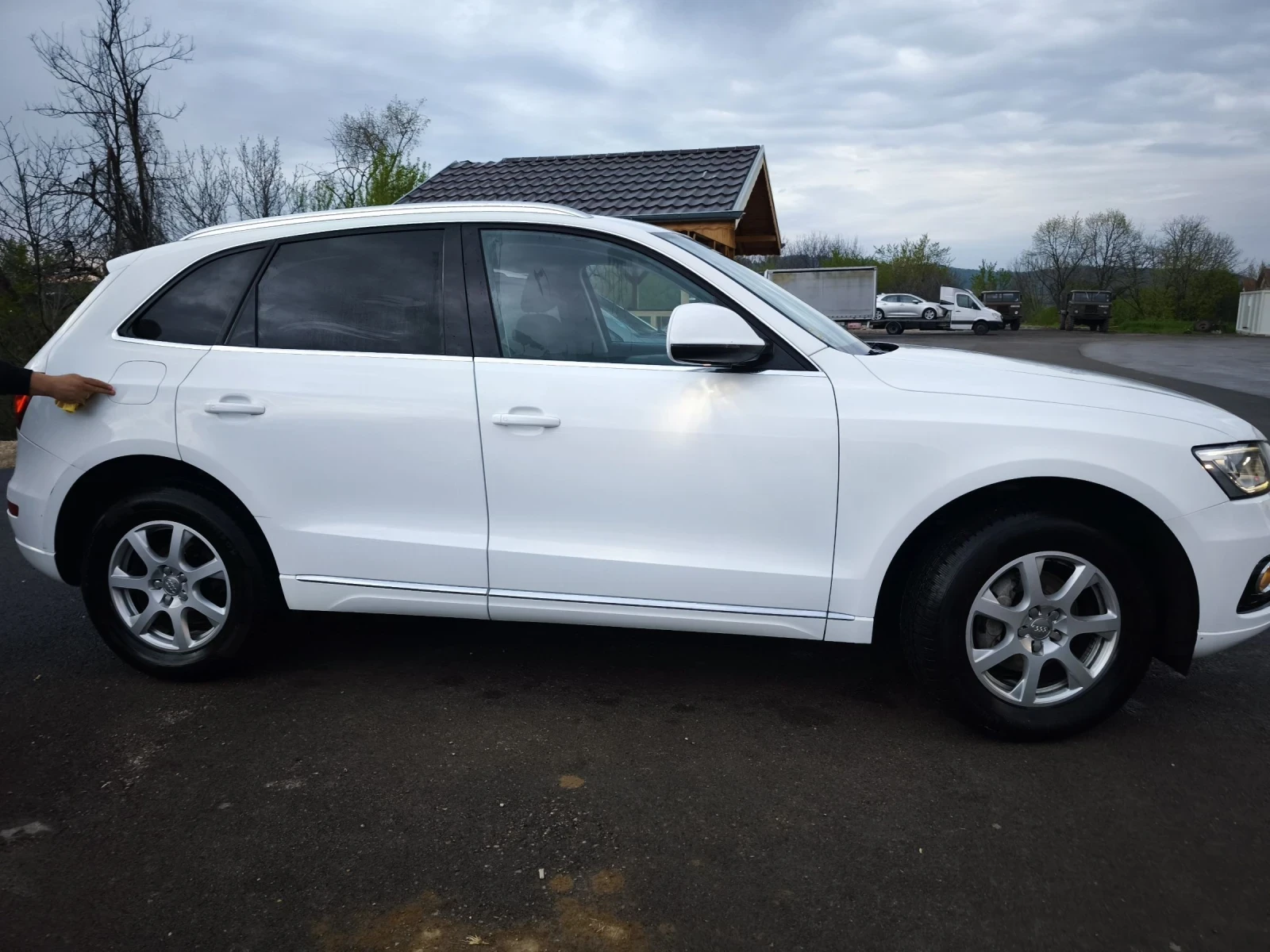 Audi Q5 2.0 diesel - изображение 10