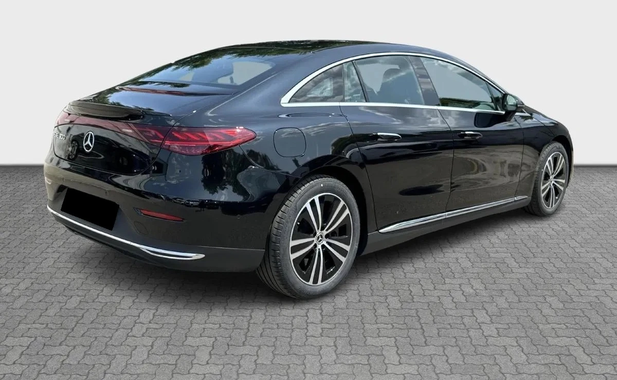 Mercedes-Benz EQE 300 - изображение 4