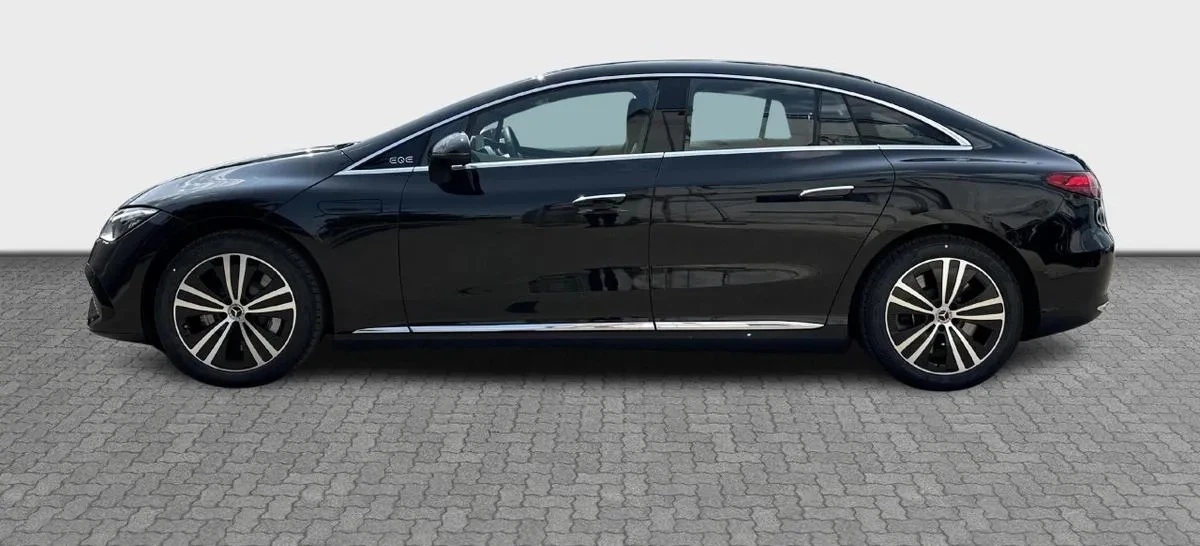 Mercedes-Benz EQE 300 - изображение 7