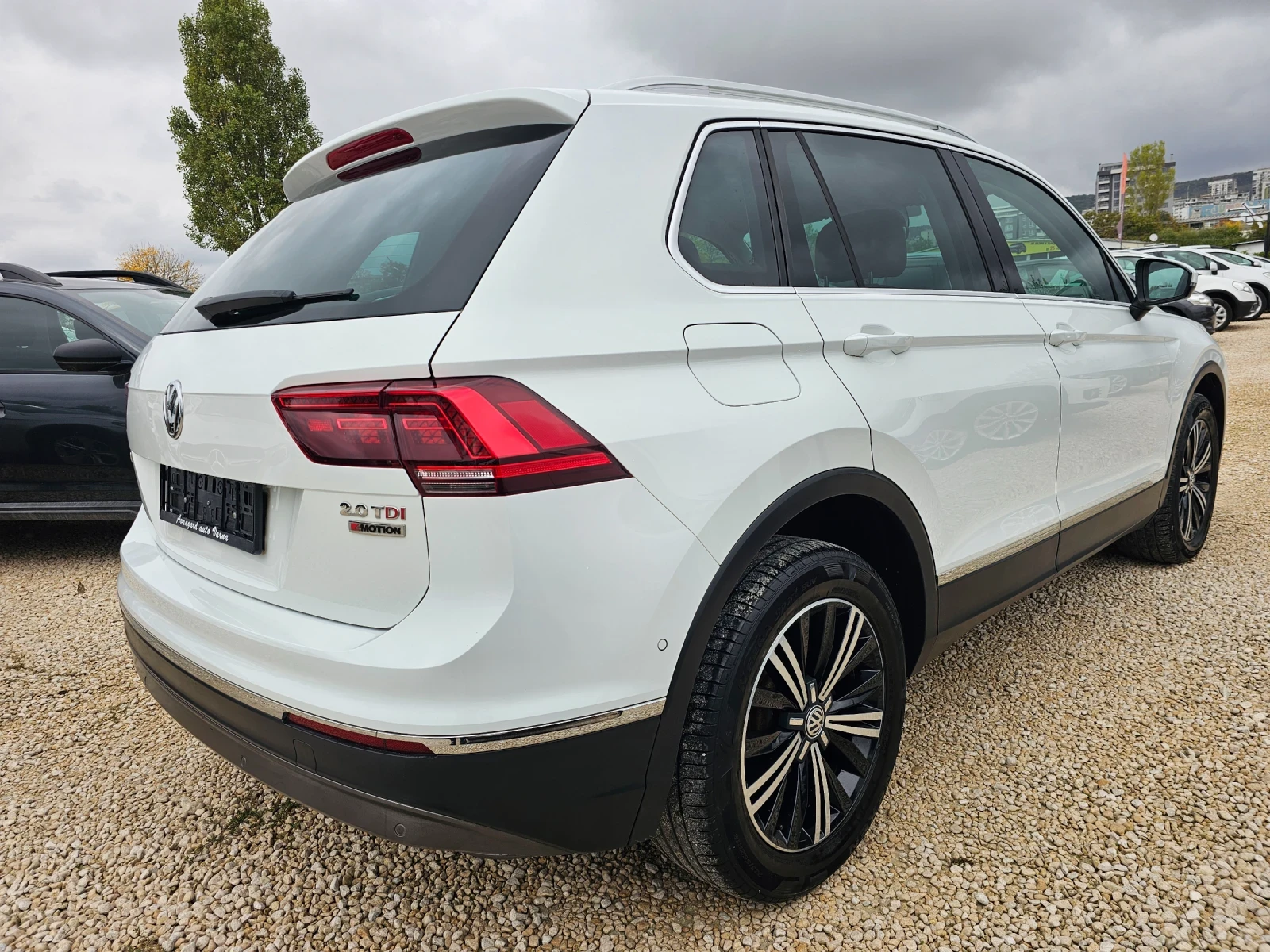 VW Tiguan 2.0TDI, 190к.с., 4х4, Executive - изображение 4