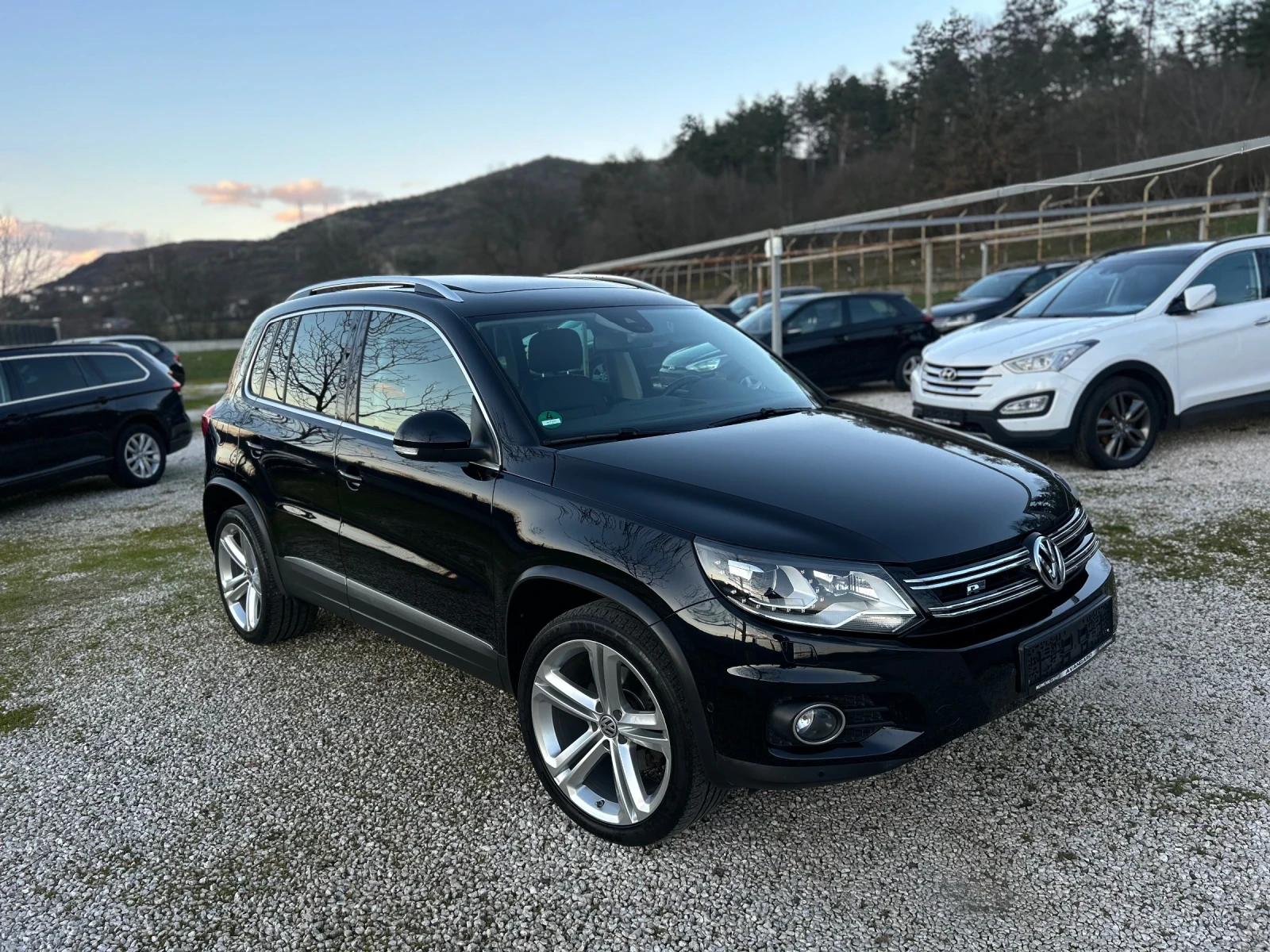 VW Tiguan 2.0TDI R LINE XENON LED NAVI KEYLESS PANO - изображение 2
