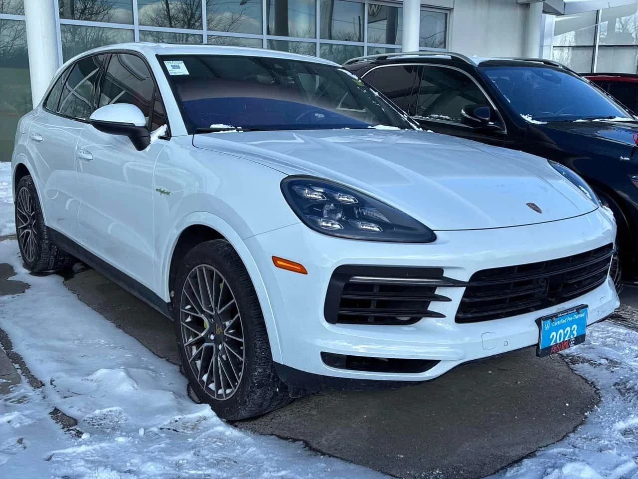 Porsche Cayenne * E Hybrid AWD * CARFAX * BOSE * ОБДУХВАНЕ , снимка 3 - Автомобили и джипове - 53946768