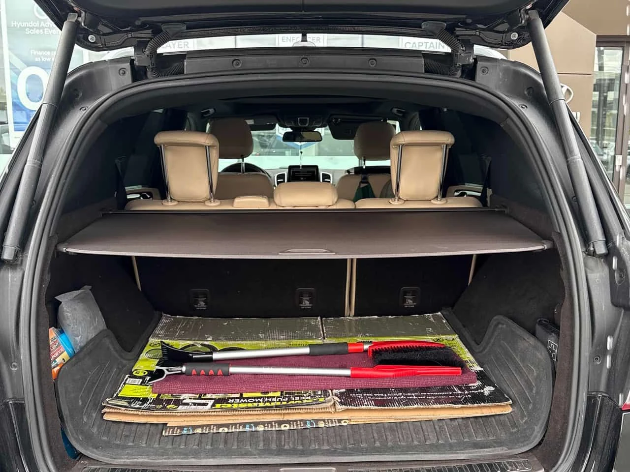 Mercedes-Benz GLE 350  * CARFAX * Дистроник * Harman Kardon * , снимка 11 - Автомобили и джипове - 54060256