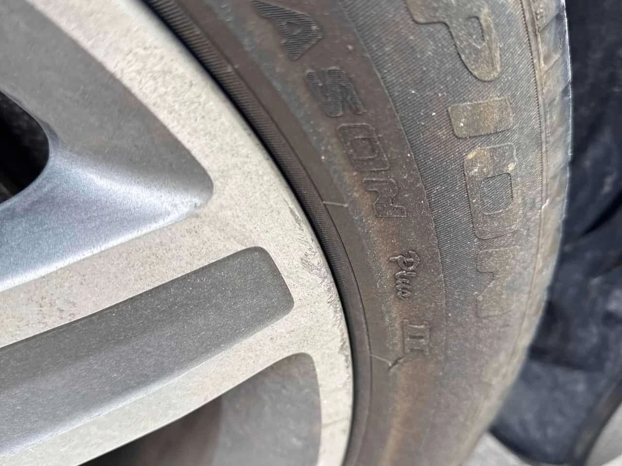 Mercedes-Benz GLE 350  * CARFAX * Дистроник * Harman Kardon * , снимка 13 - Автомобили и джипове - 54060256