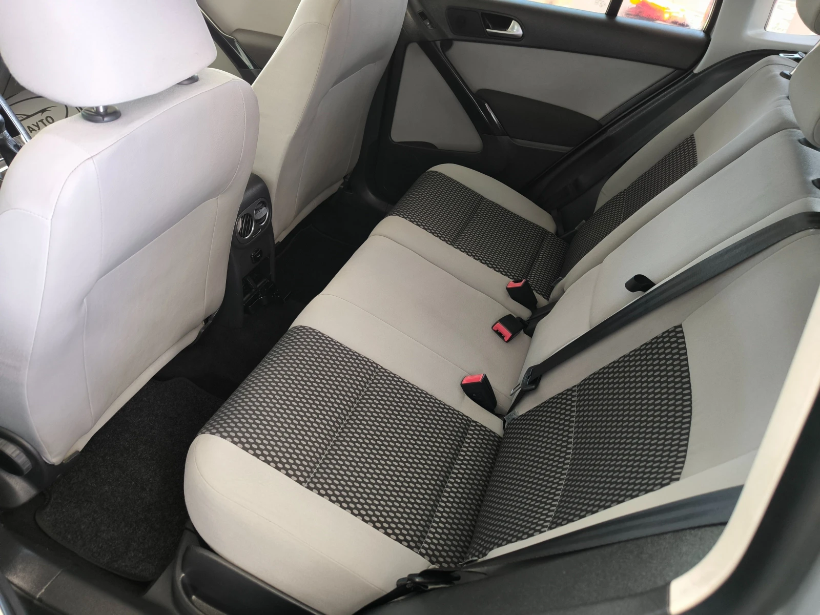 VW Tiguan 2, 0i-170k.c-4X4-6����.HAB�, ��������, ��NON, ���� | Mobile.bg � ����������� 13