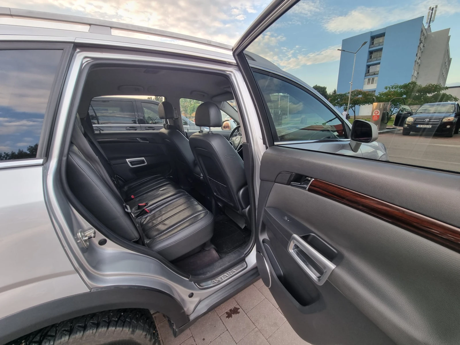 Opel Antara 2cdti 4x4, снимка 2 - Автомобили и джипове - 55253712