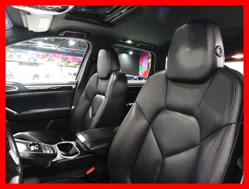 Porsche Cayenne AWD * АвтоКредит * (Цена до БГ), снимка 11 - Автомобили и джипове - 55426460