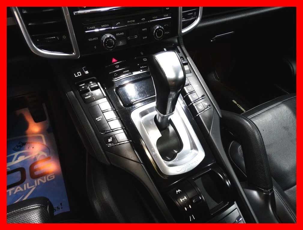 Porsche Cayenne AWD * АвтоКредит * (Цена до БГ), снимка 16 - Автомобили и джипове - 55426460