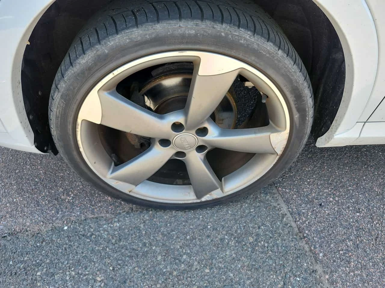 Audi Q3 * Technik * BOSE* ДВА КЛЮЧА* ПОДГРЕВ* , снимка 7 - Автомобили и джипове - 55469191