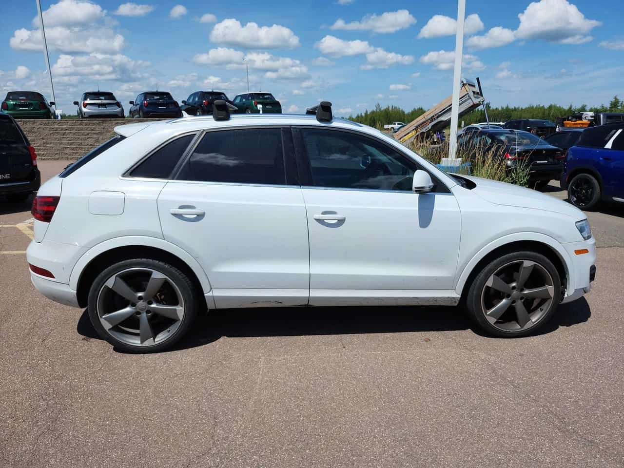 Audi Q3 * Technik * BOSE* ДВА КЛЮЧА* ПОДГРЕВ* , снимка 3 - Автомобили и джипове - 55469191
