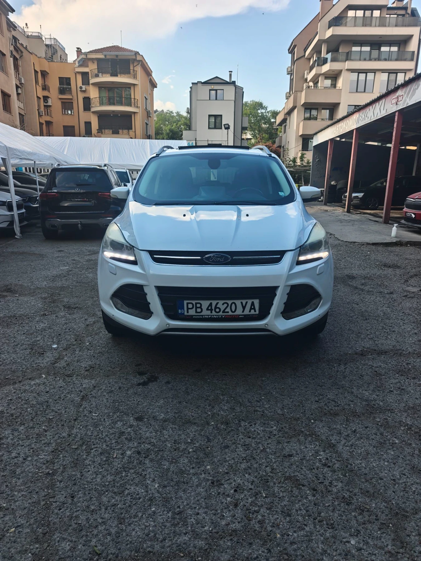 Ford Kuga TITANIUM, 4x4, АВТОМАТ, ПАНОРАМА, КАМЕР, ФУЛ! , снимка 3 - Автомобили и джипове - 55943902