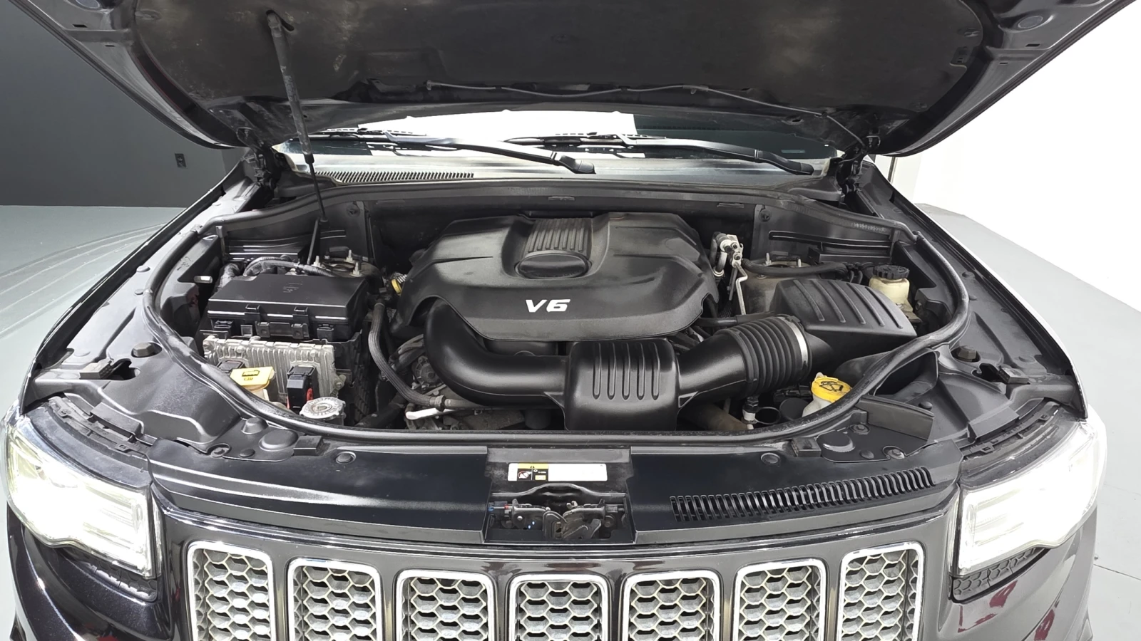 Jeep Cherokee 3.6 Limited autogeorge.com, снимка 9 - Автомобили и джипове - 56081451