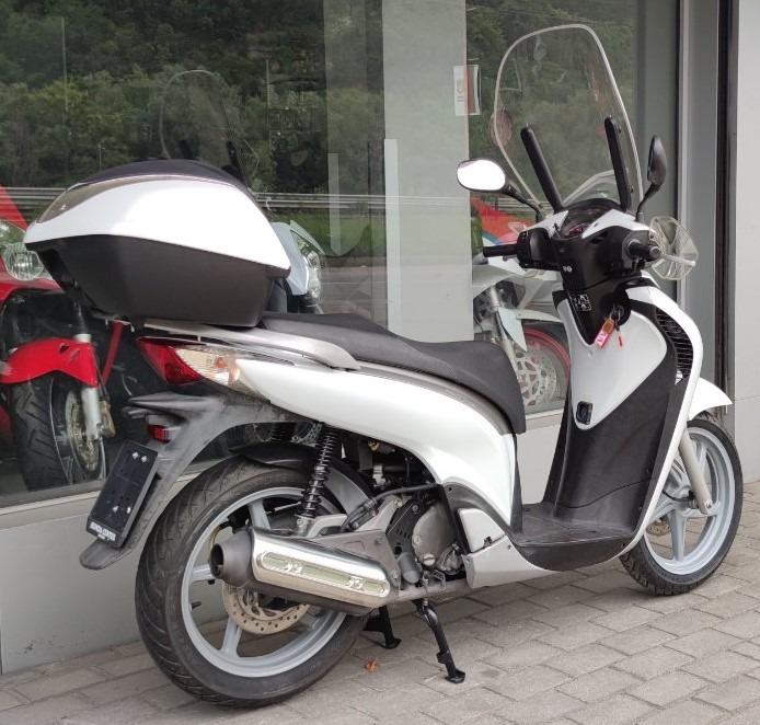 Honda Sh 150, снимка 5 - Мотоциклети и мототехника - 46354078