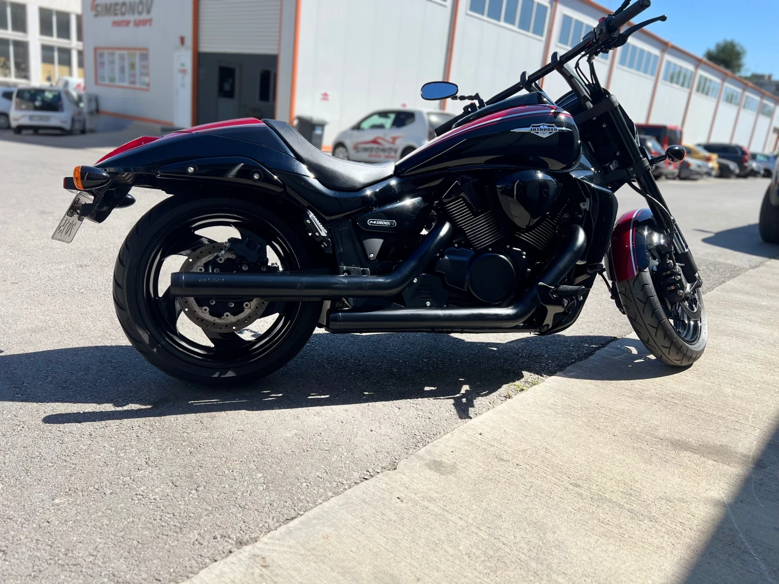 Suzuki Intruder M1800R B.O.S.S. EDITION Candy Red COBRA EXHAUST, снимка 1