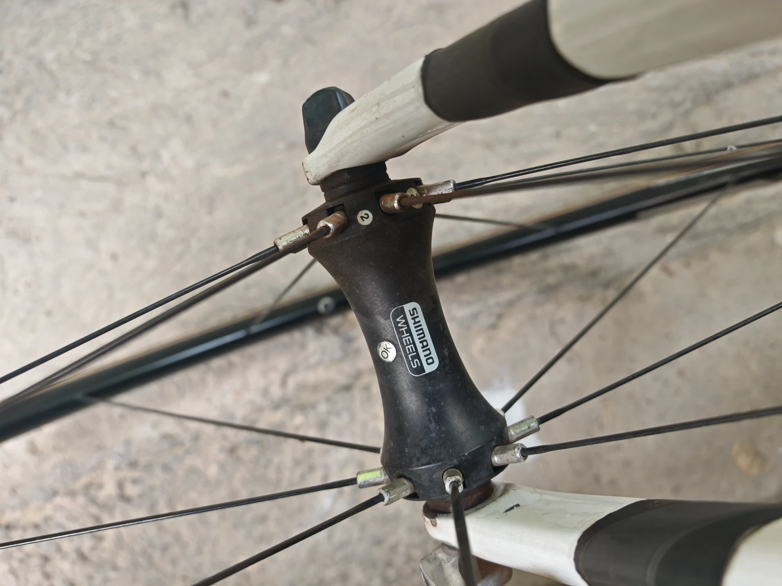  ALOE | Mobile.bg   9