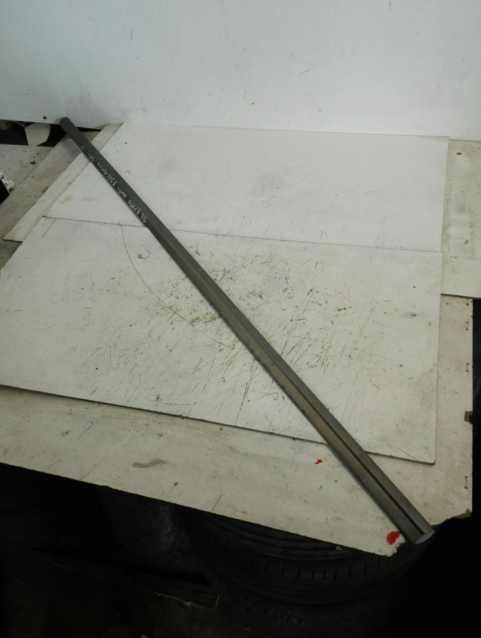 ������ ����� ����� ���� �������� �200 ����� | Mobile.bg � ����������� 1