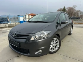 Toyota Auris 2.0 D4D FaceLift Handsfree Темпомат/Нави/Камера, снимка 1